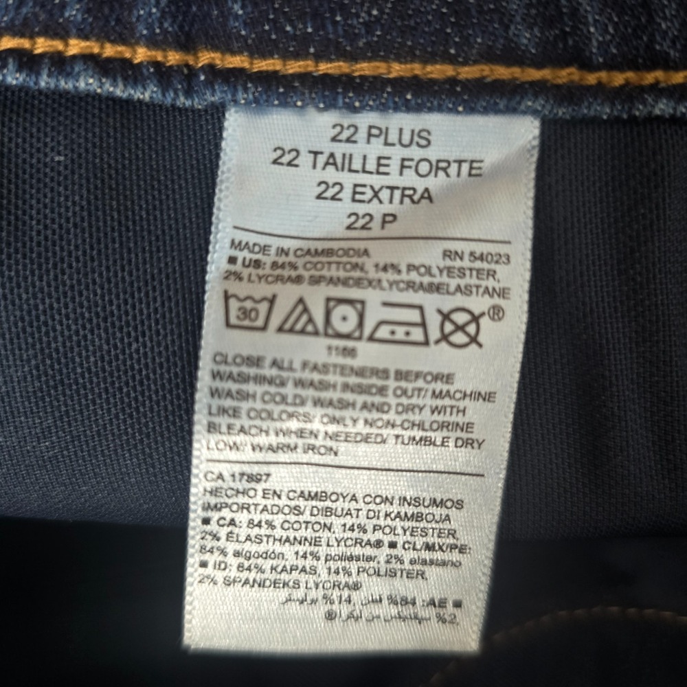 NWT Old Navy Jeans Womens 22 Plus Medium Blue Wash Stretch Denim Bootcut - Picture 5 of 7